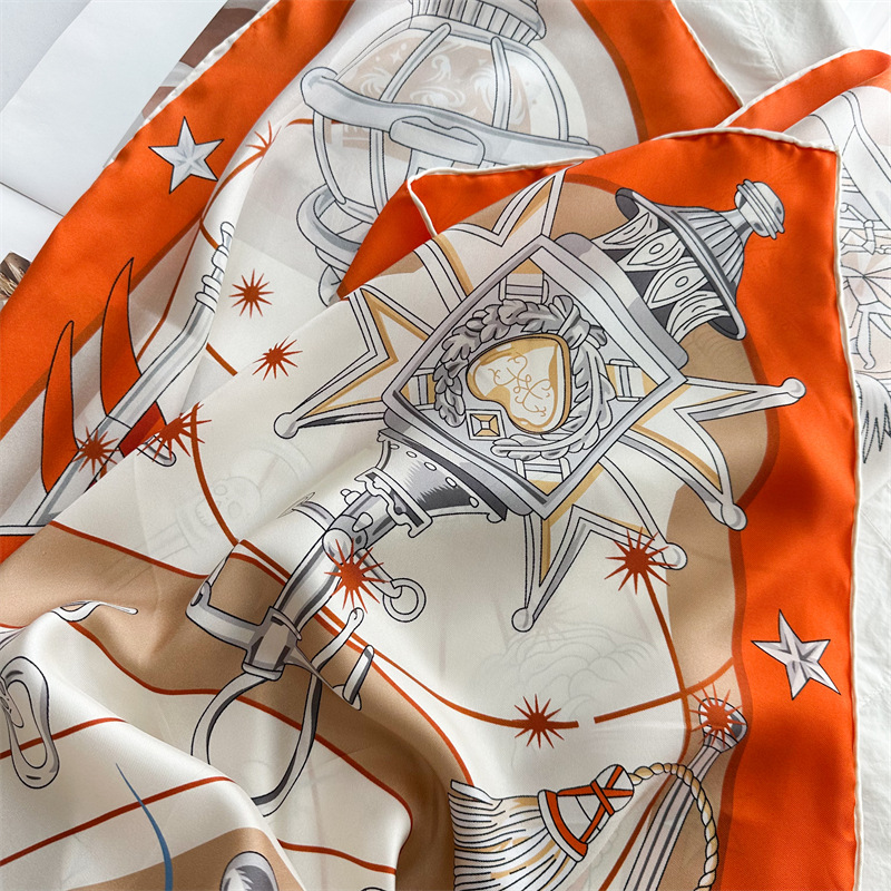 Luxury Brand Scarf Large Silk  - Travel Accessories Bag For Women recension och pris