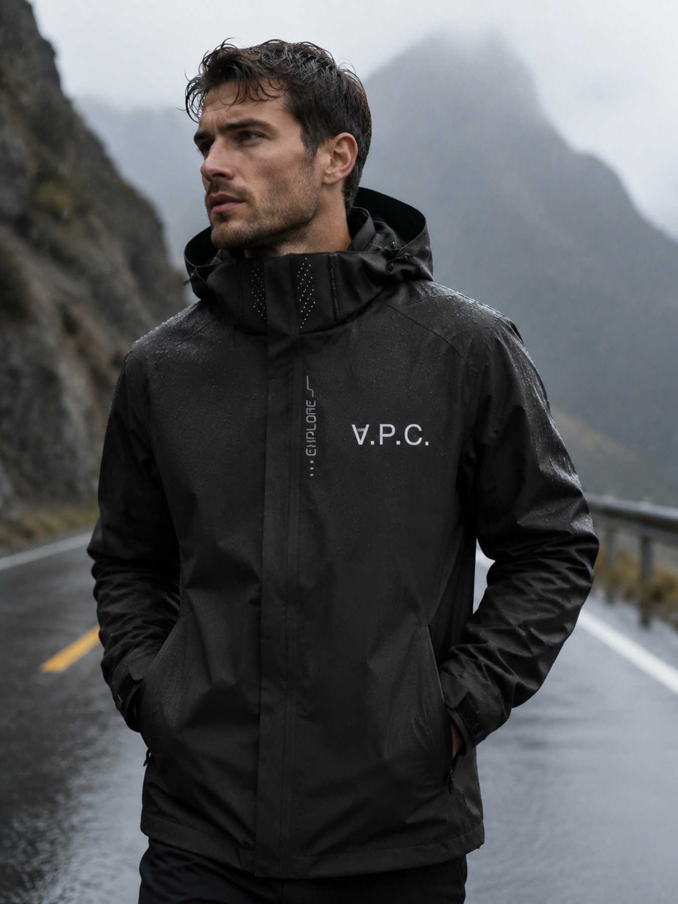 2026 Simple A.P.C letter-print - Travel Accessories Inc recension och pris