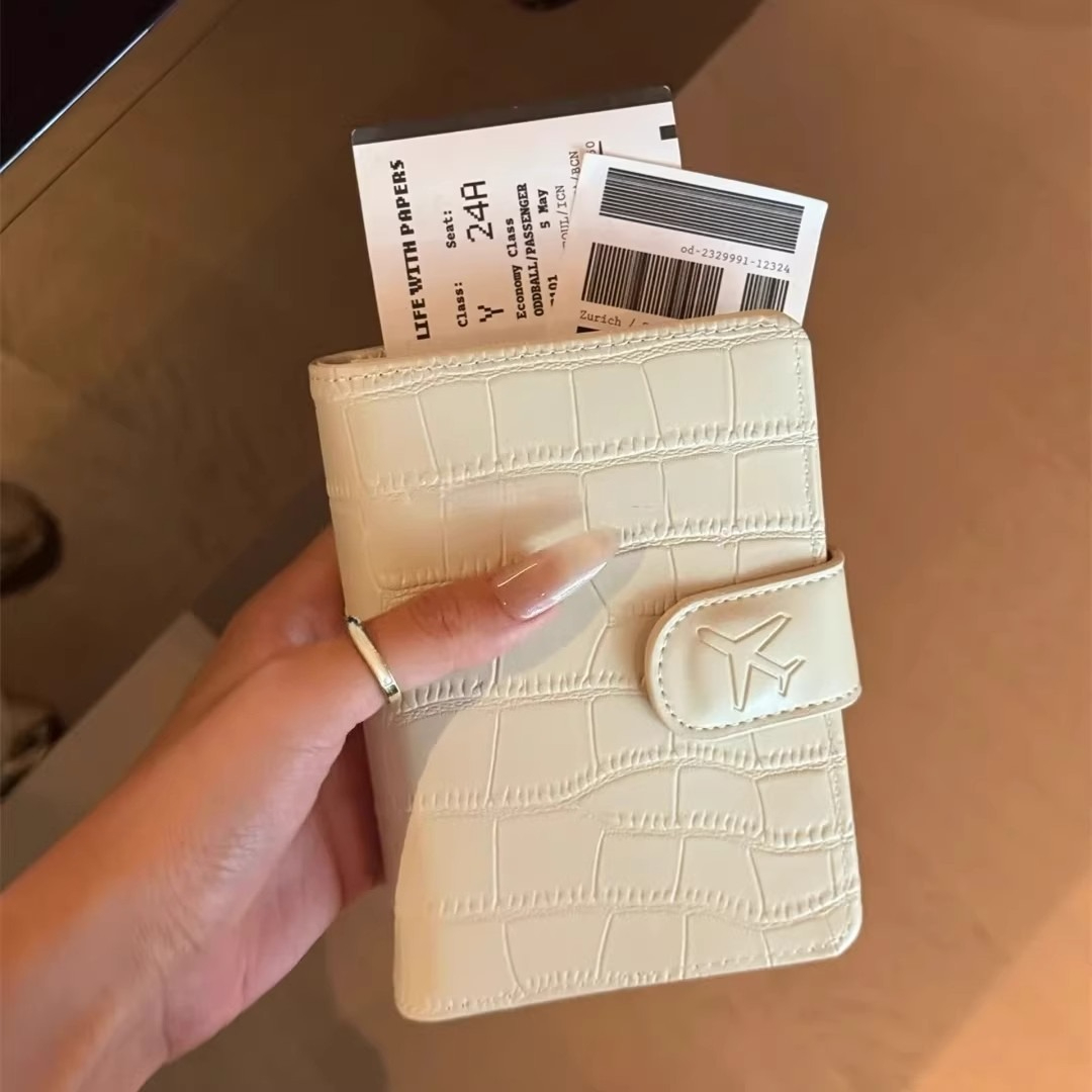 PU Leather Passport Cover for  - Travel Accessories For Plane recension och pris