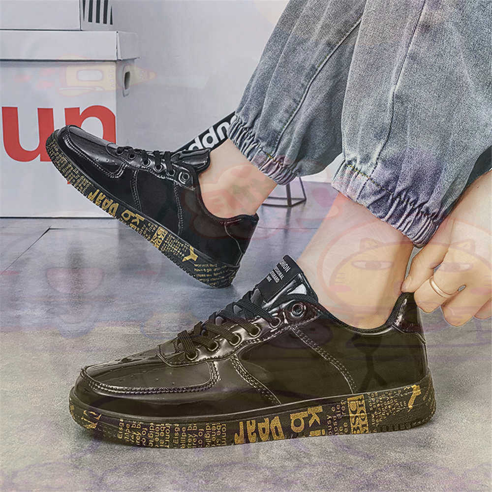 Round Foot Size 45 Sneakers Wh - Travel Accessories Vietnam recension och pris